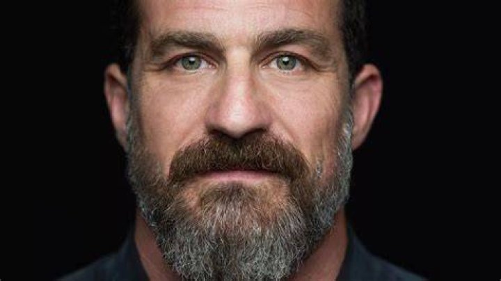Andrew Huberman's bio wife, age, podcast, nationality, education, net