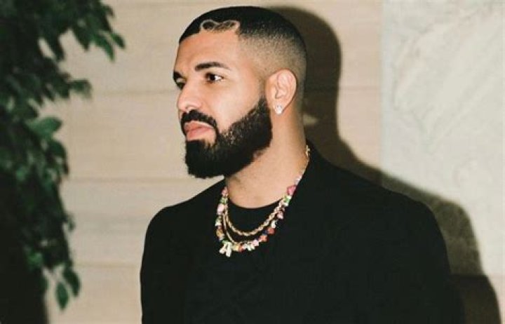 Drake to be Honored with the Billboard Artist of the Decade Award