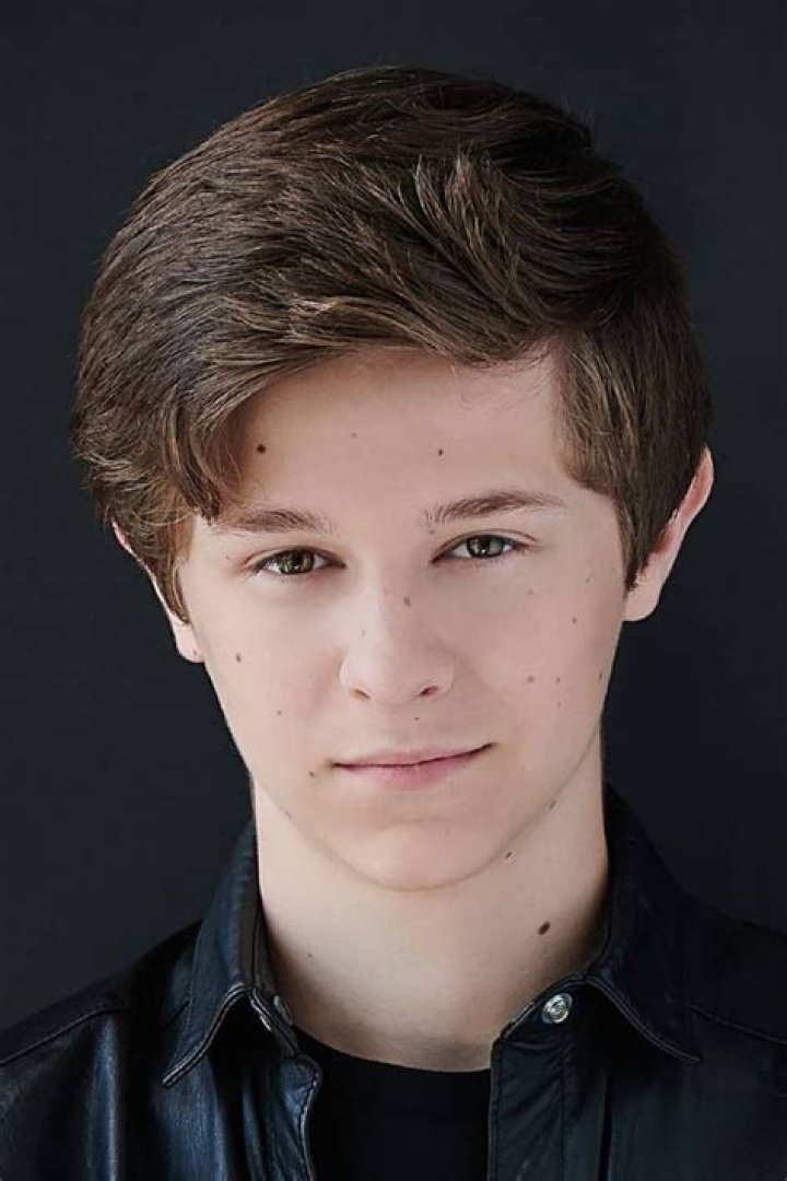 Graham Verchere Wiki 2021 Net Worth, Height, Weight, Relationship