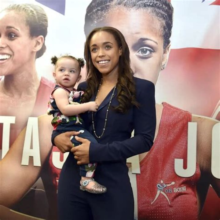Natasha Jonas Wiki, Age, Boyfriend, Partner, Parents, BoxRec, Family