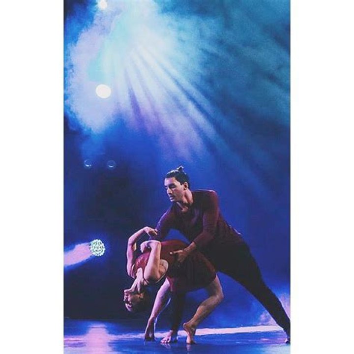 SYTYCD All-satr, Robert Roldan Is Currently Single Man.